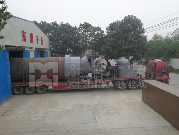 山西國(guó)泰煤泥烘干設(shè)備發(fā)貨現(xiàn)場(chǎng)